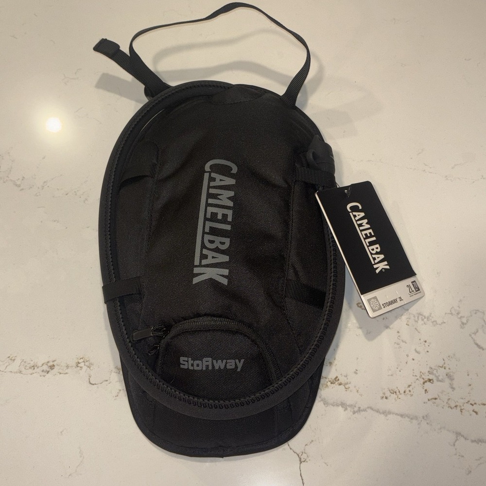 New CamelBak StoAway Insulated Hydration Reservoir Black w/ 70 Ounce / 2 Liter